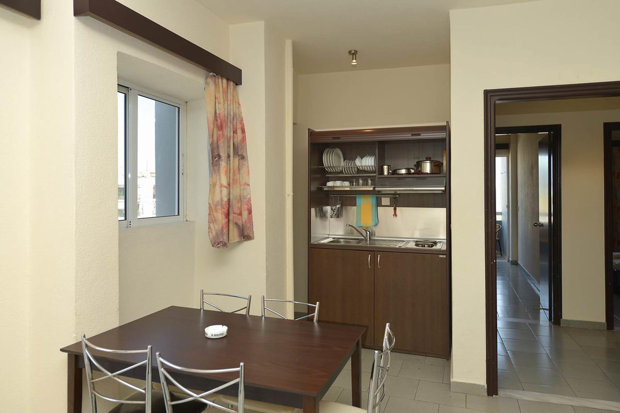 Ialysos City Hotel Екстериор снимка
