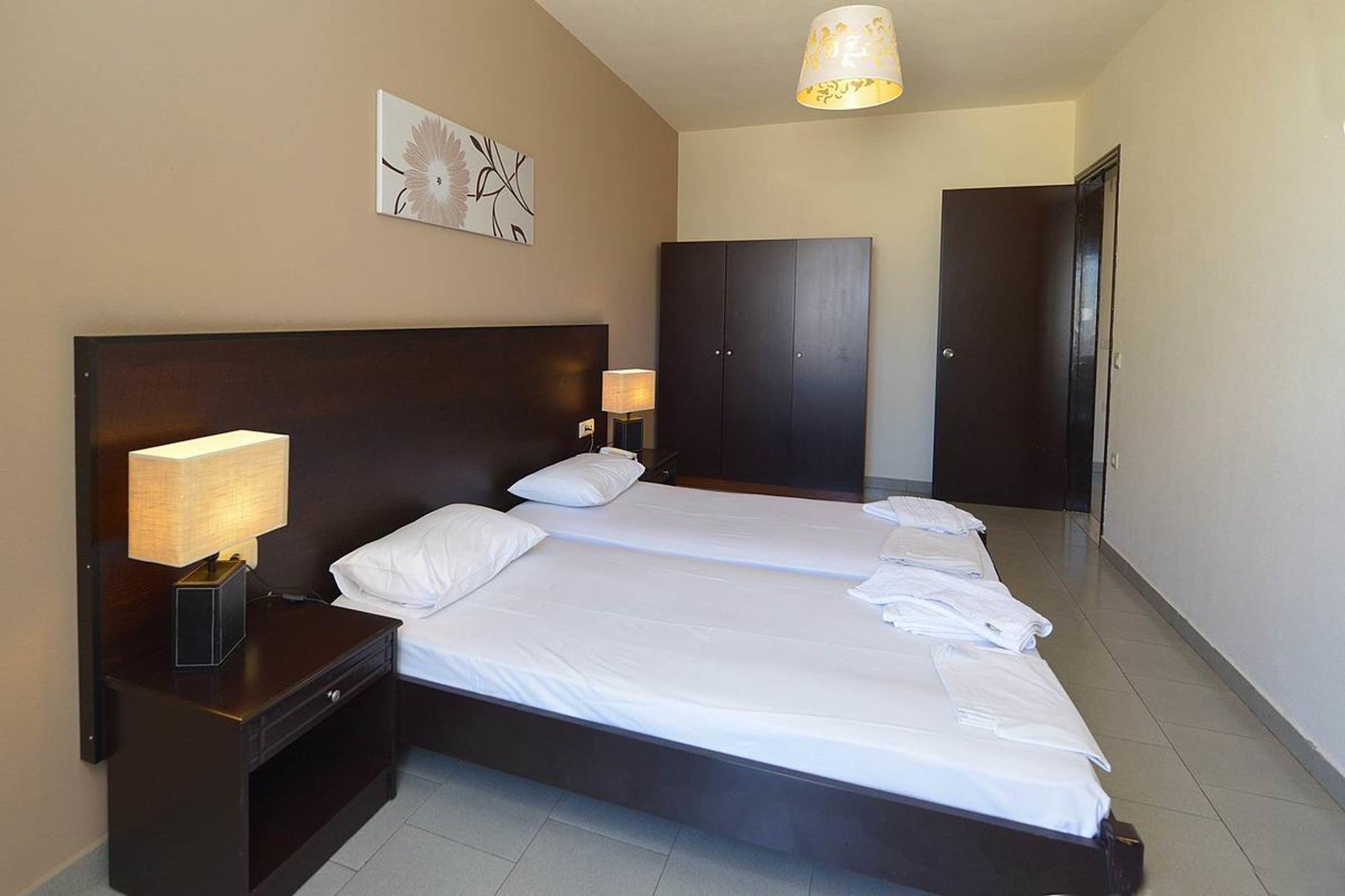 Ialysos City Hotel Екстериор снимка