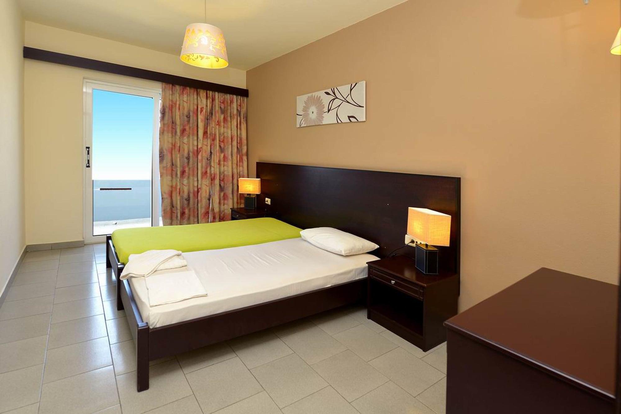 Ialysos City Hotel Екстериор снимка