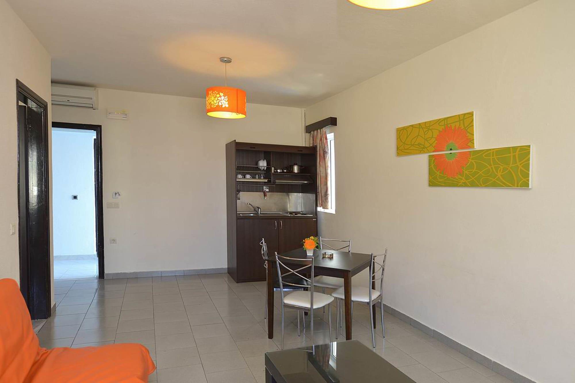 Ialysos City Hotel Екстериор снимка