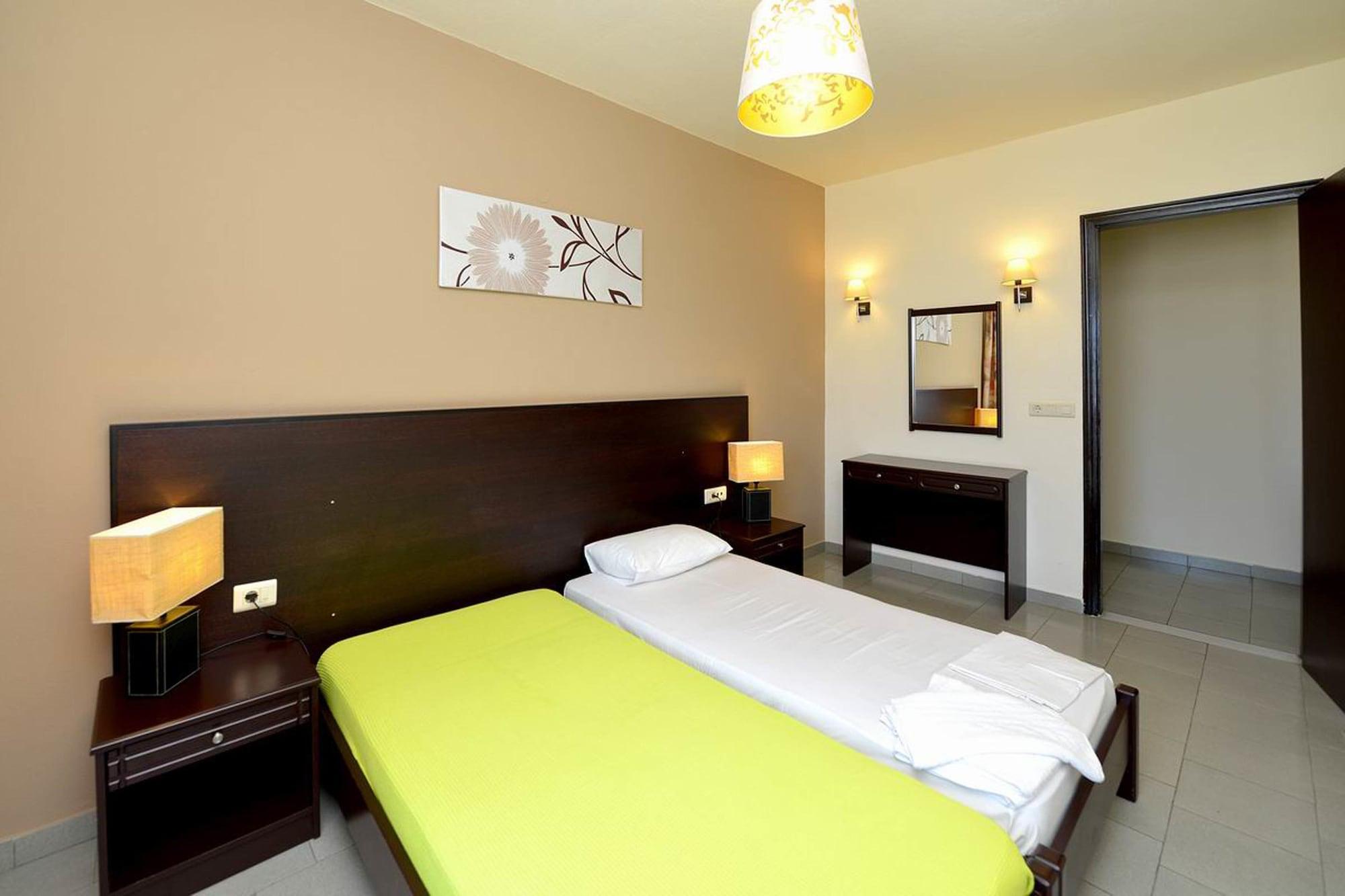 Ialysos City Hotel Екстериор снимка
