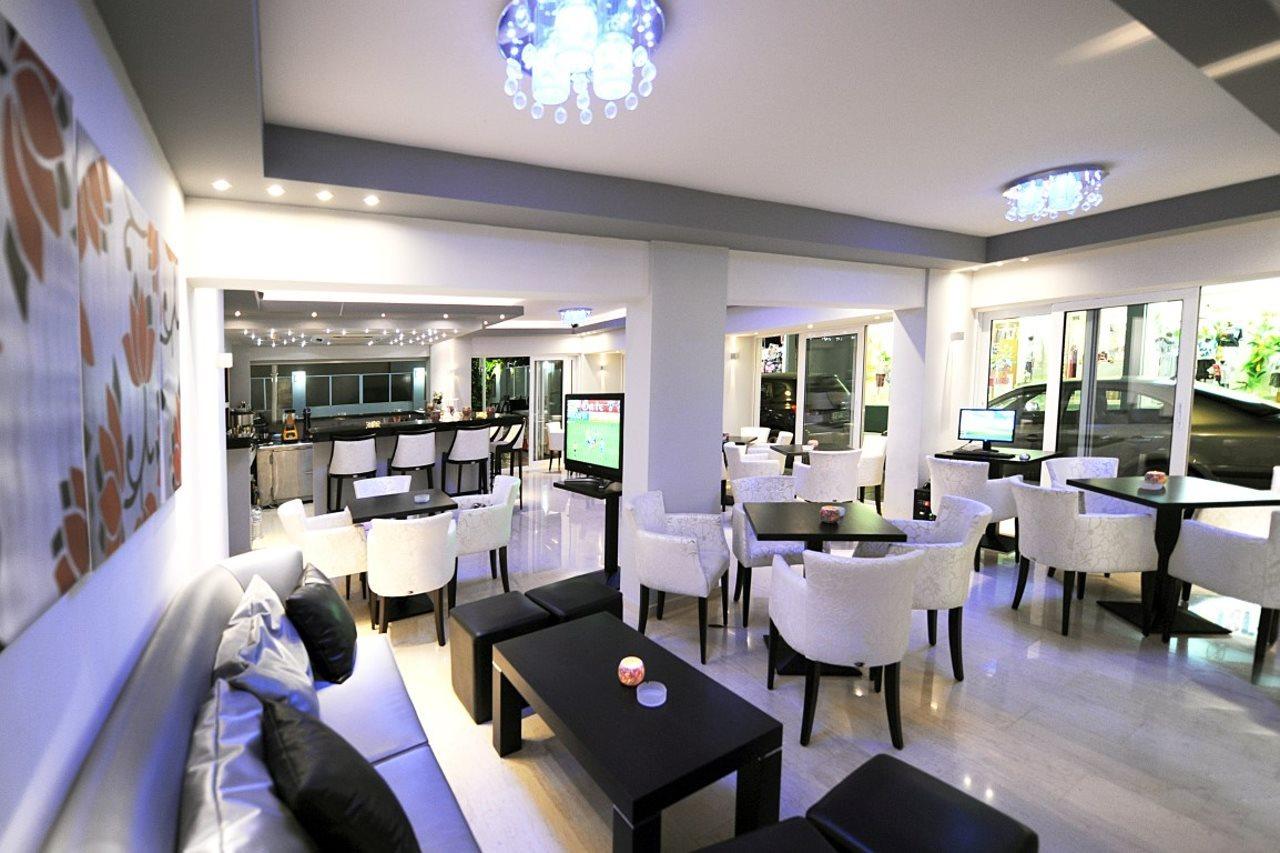Ialysos City Hotel Екстериор снимка
