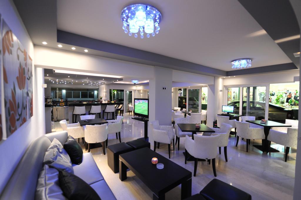 Ialysos City Hotel Екстериор снимка