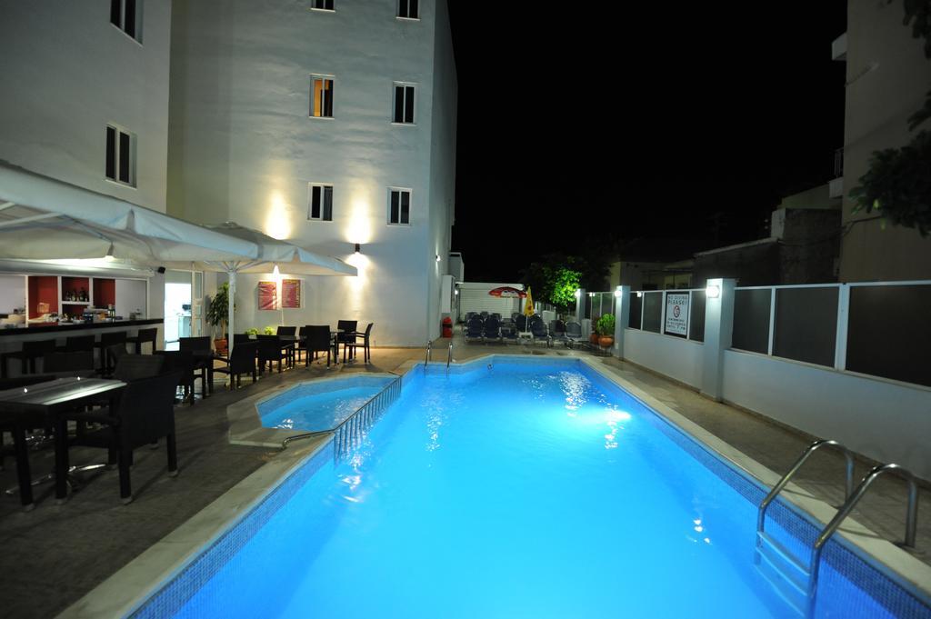 Ialysos City Hotel Екстериор снимка